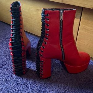 Dollskill Laced Platform Boots